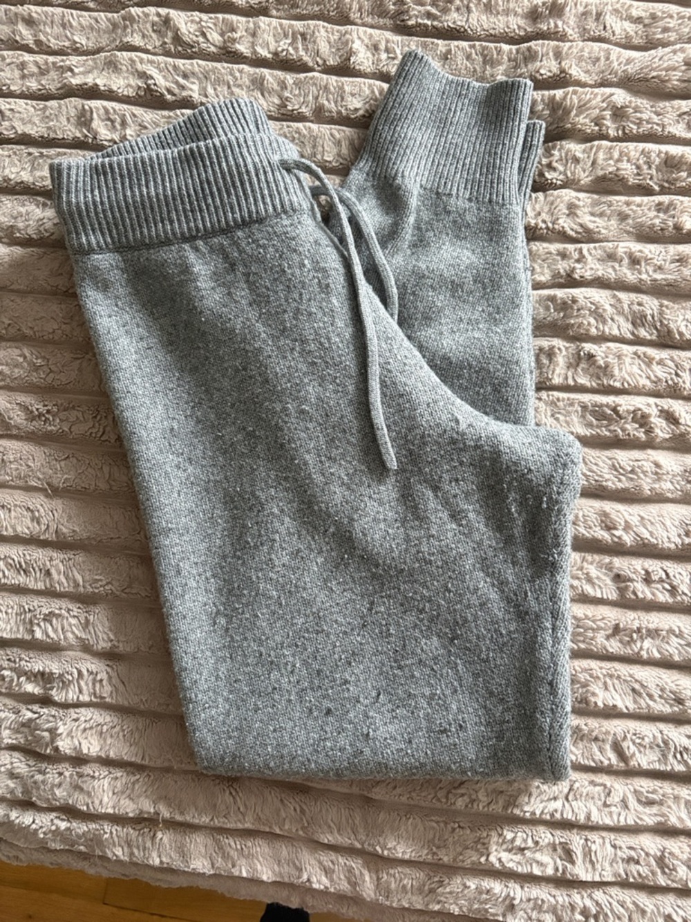 Cozy Gray Knit Jogger Sweatpants
